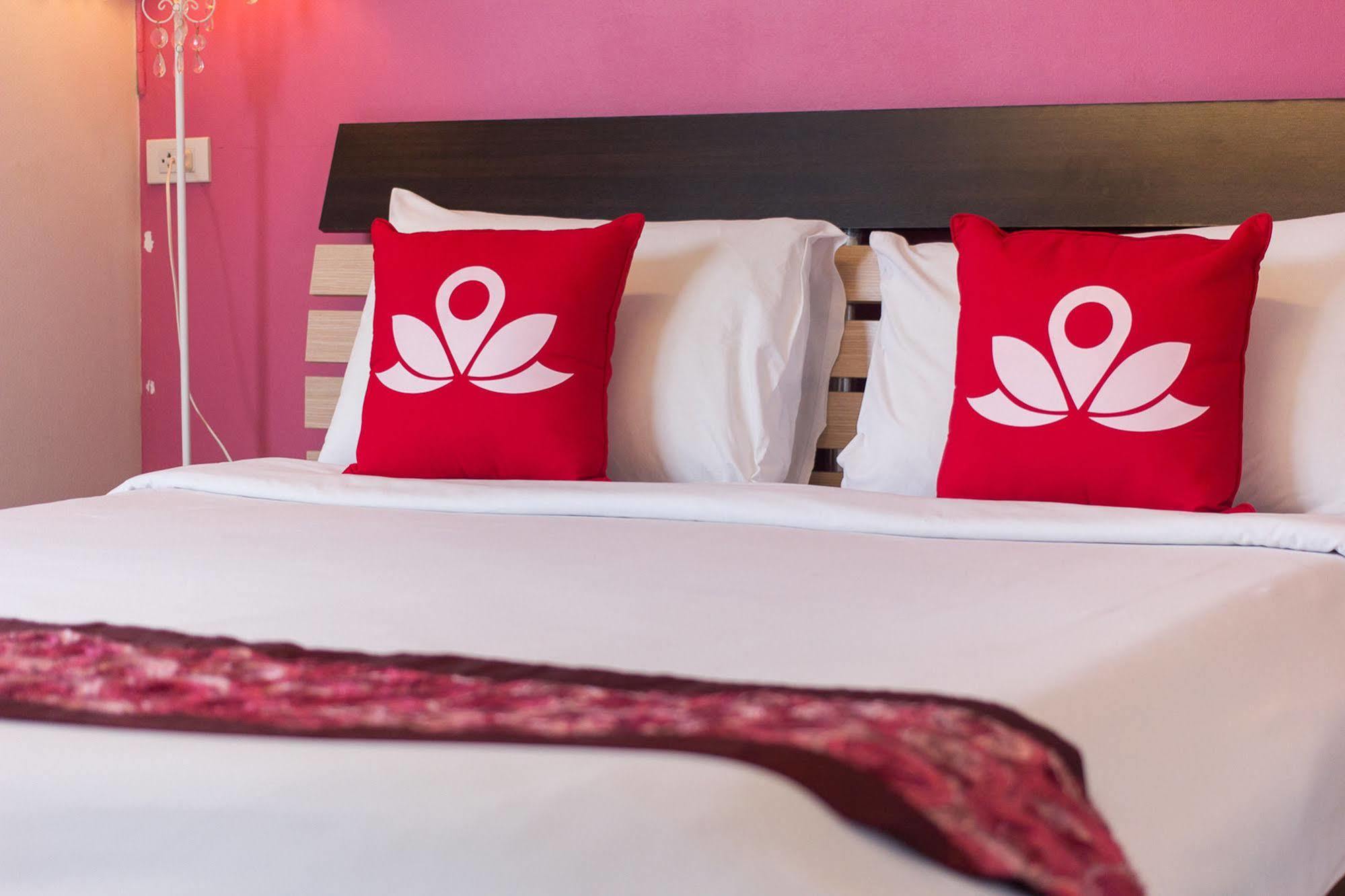 เซ็น รูม ถนนดำรงรักษ์ Hotel กรุงเทพมหานคร ภายนอก รูปภาพ
