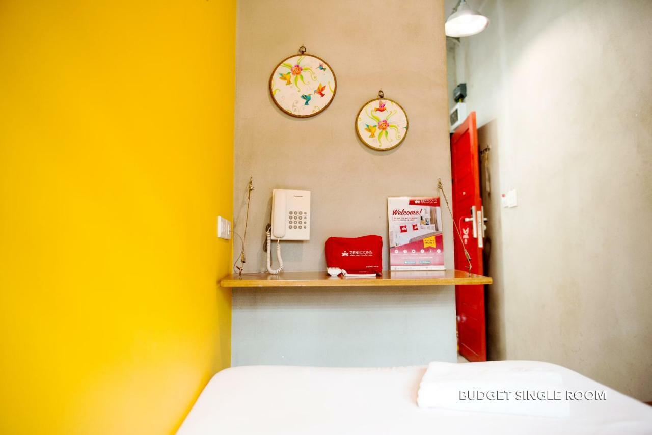 เซ็น รูม ถนนดำรงรักษ์ Hotel กรุงเทพมหานคร ภายนอก รูปภาพ