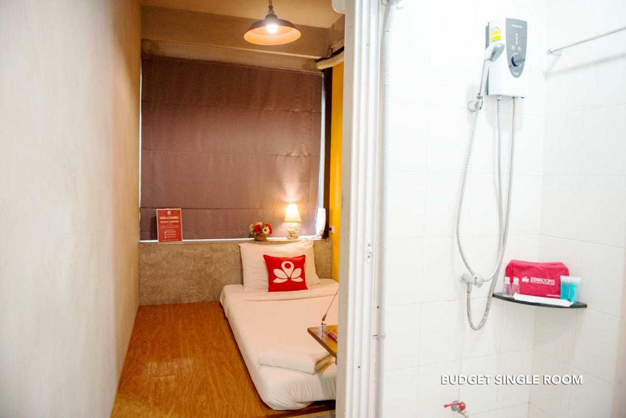 เซ็น รูม ถนนดำรงรักษ์ Hotel กรุงเทพมหานคร ภายนอก รูปภาพ